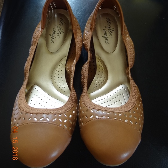 size 9 womens flats